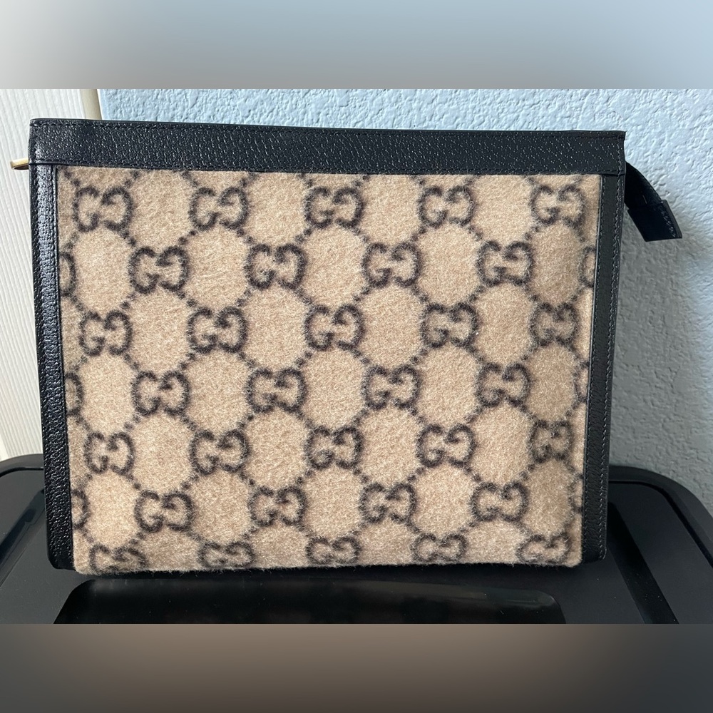 Gucci GG Wool Supreme zip Pouch/ Clutch/ Toiletry Bag - Picture 4 of 13